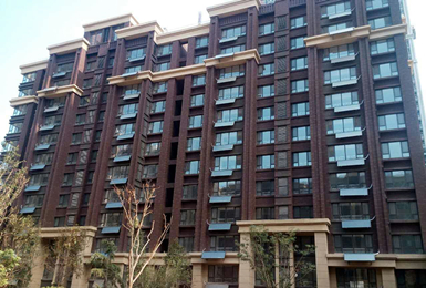 泰悅赫府1-11#樓陽臺(tái)壁掛式太陽能熱水器項(xiàng)目